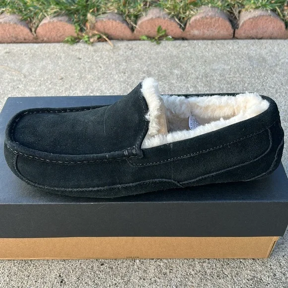 UGG Mens Slippers Ascot Black Size 10 & 11 Nwt - Picture 4 of 10